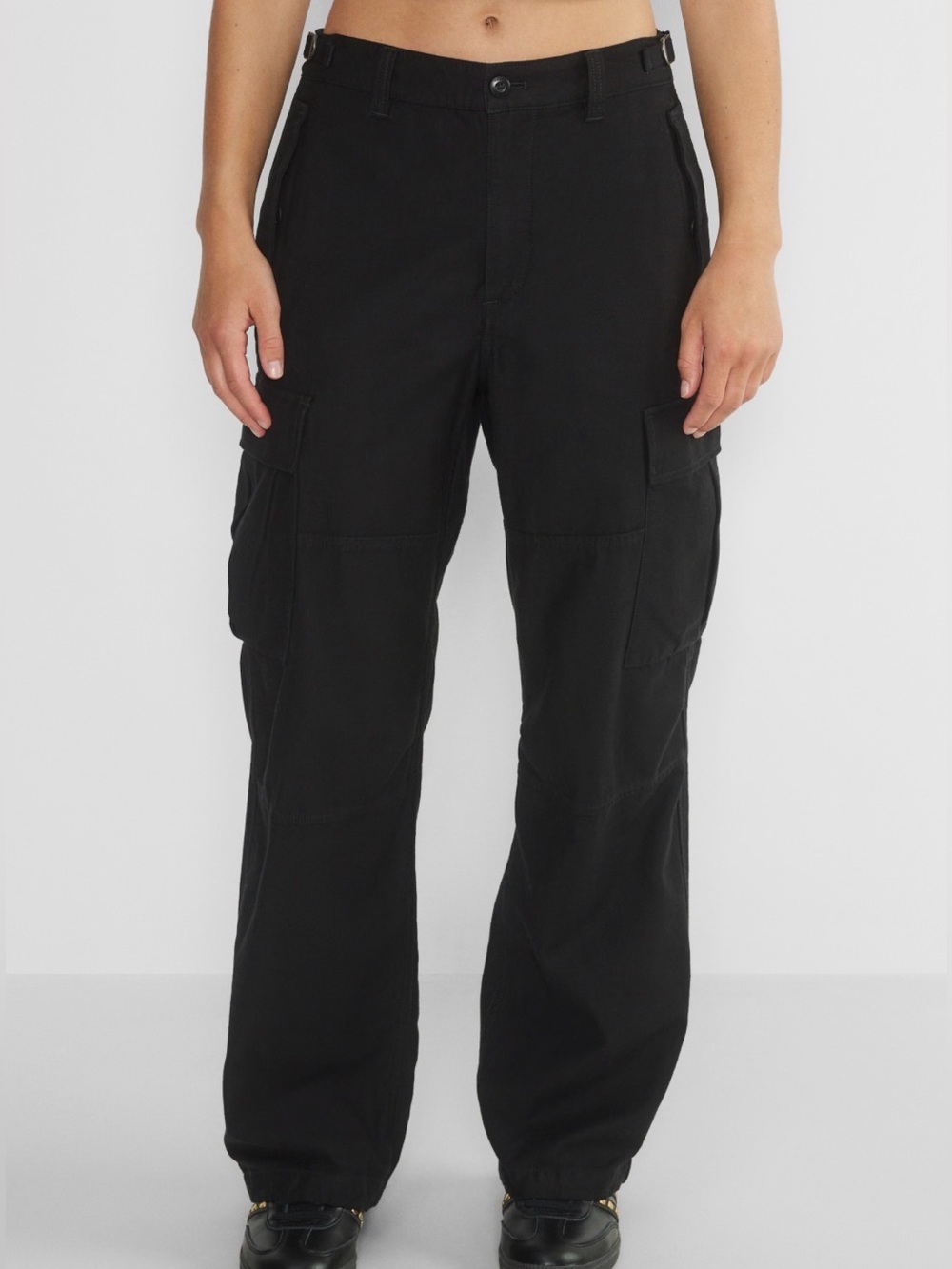 TNA Supply Cargo Pants Black Oversized Size 6